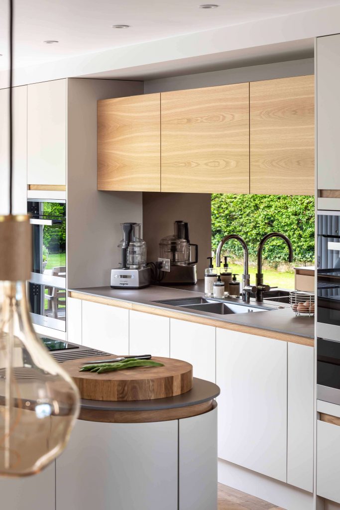 Handleless Scandinavian Kitchen